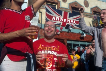 Fans &copy; Julio Etchart