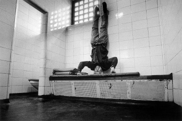 David Hoffman in a cell. © David Hoffman
