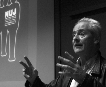 Nick Davies; © Julio Etchart