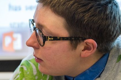 Ursula Huws; David Hoffman